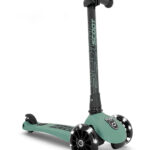 Scoot&Ride Highwaykick 3 LED Forest