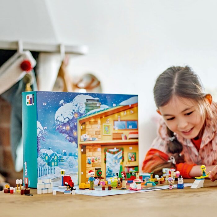 LEGO Friends-Friends Advent Calendar 2024 - Image 3