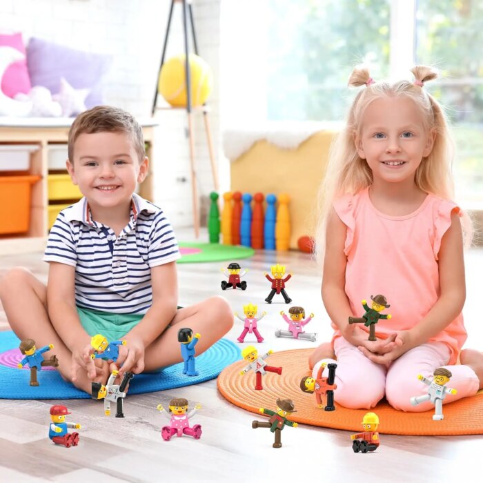 16 Character Figures Set – PicassoTiles - Image 3