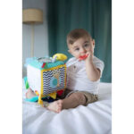 Sophie La Girafe -Fresh Touch Sensory Cube - Image 9