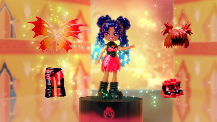 Royale & High - Core Deluxe Figures -Fire Fairy - Image 8